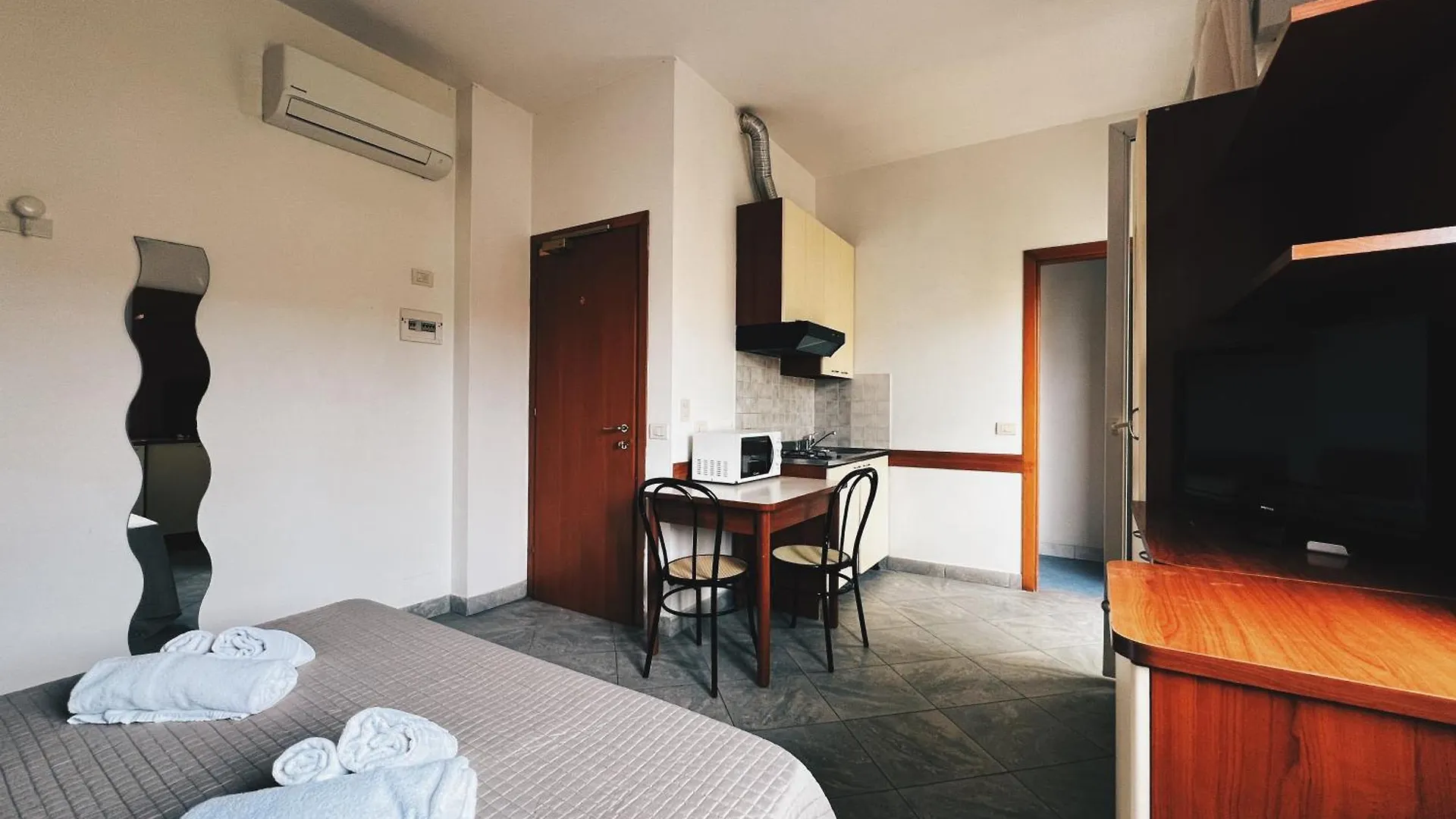 Residence Buena Vista Rimini 0*,  Italy